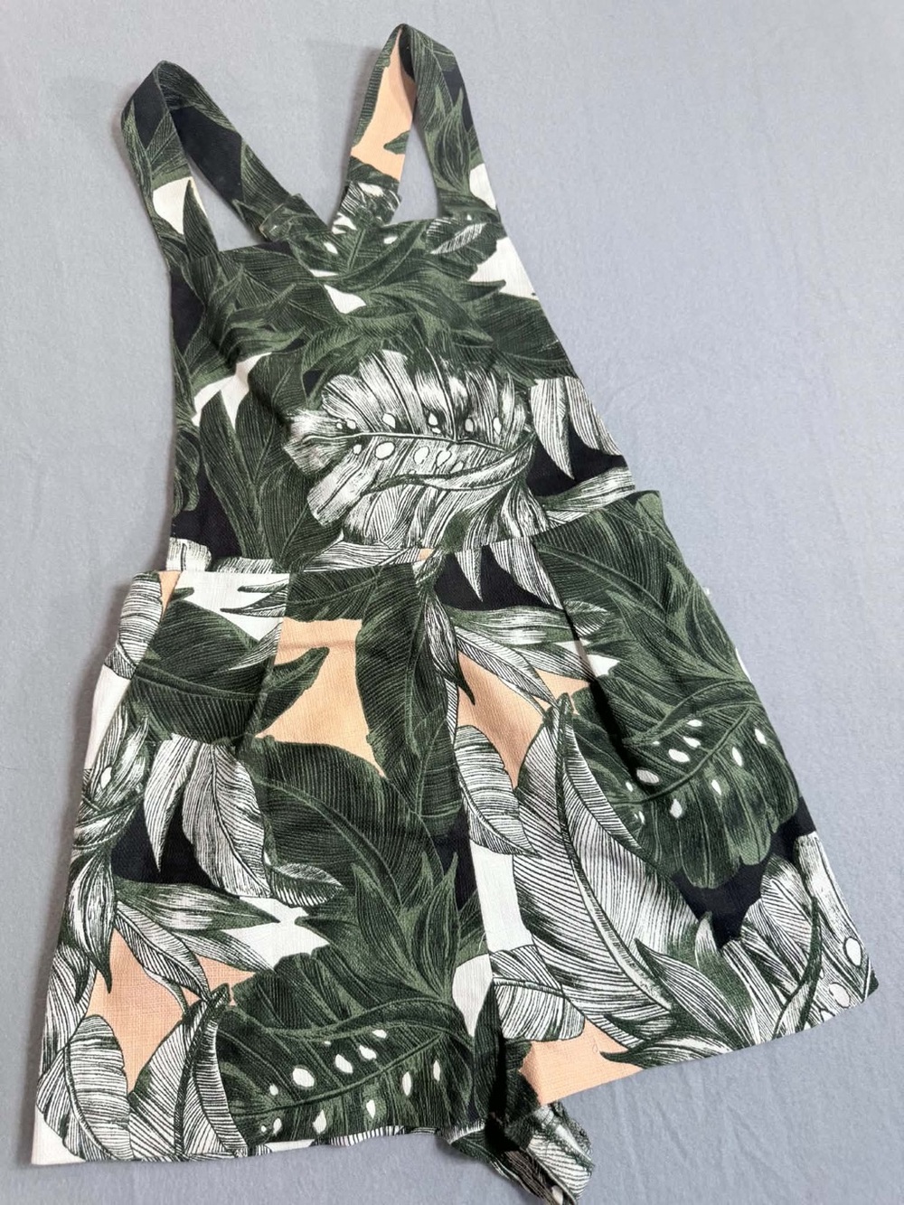 #289 Topshop Tropical Leaf Print Pinafore Romper Playsuit – US 4 / UK 8